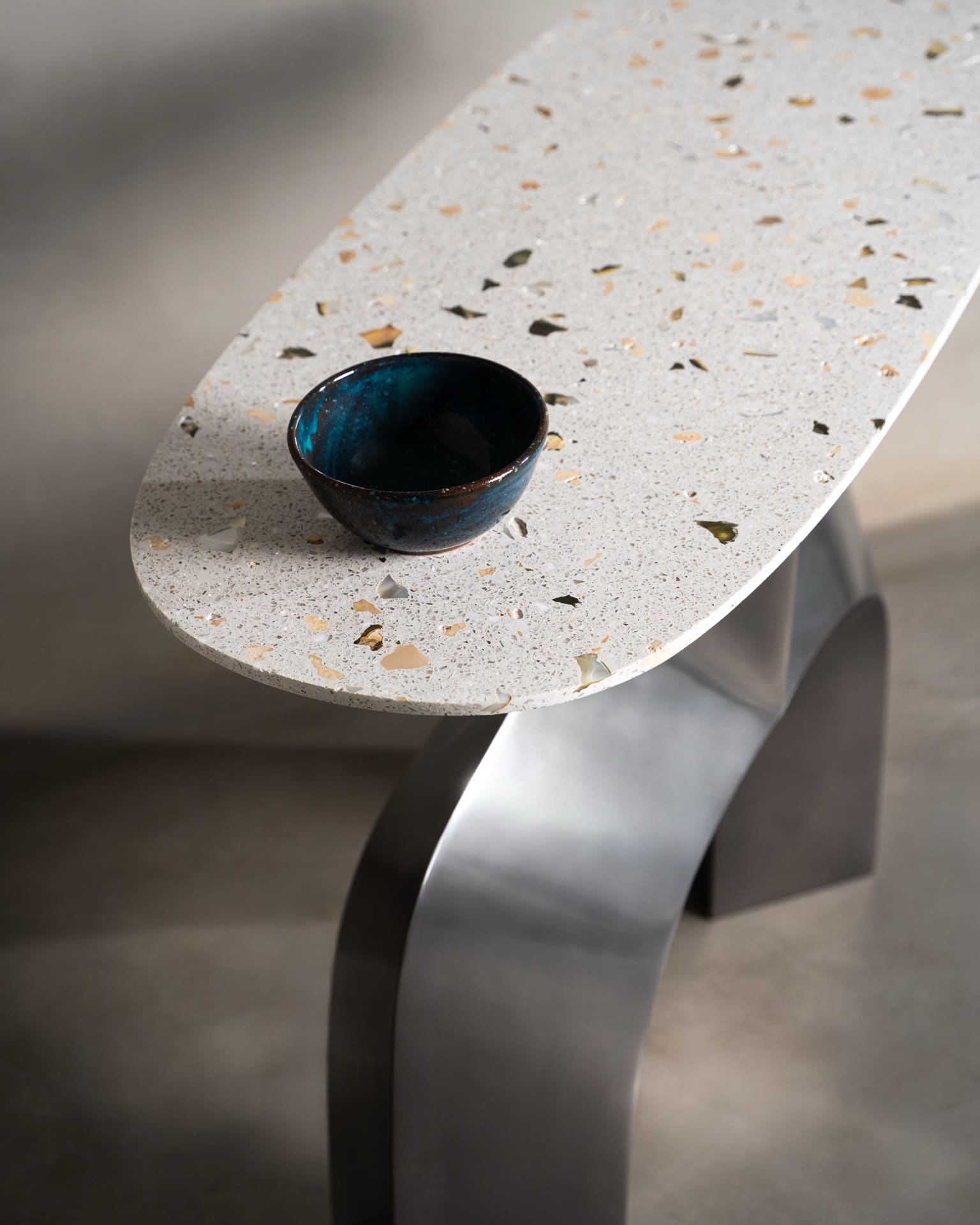 Fork Table — detail 11