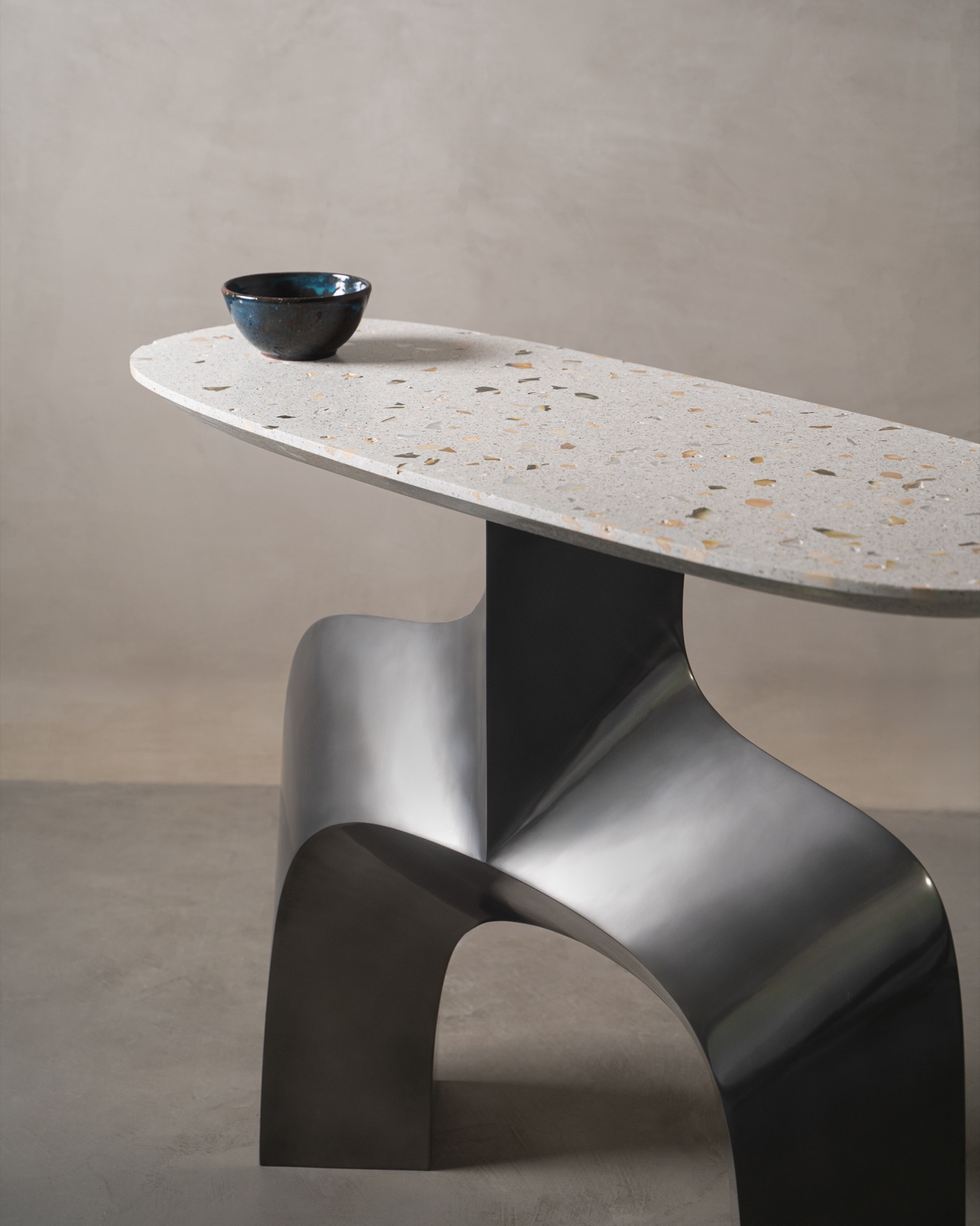 Fork Table — detail 9